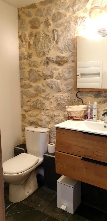 Ferienwohnung L'Huile Et L'Eau Antraigues Exterior foto