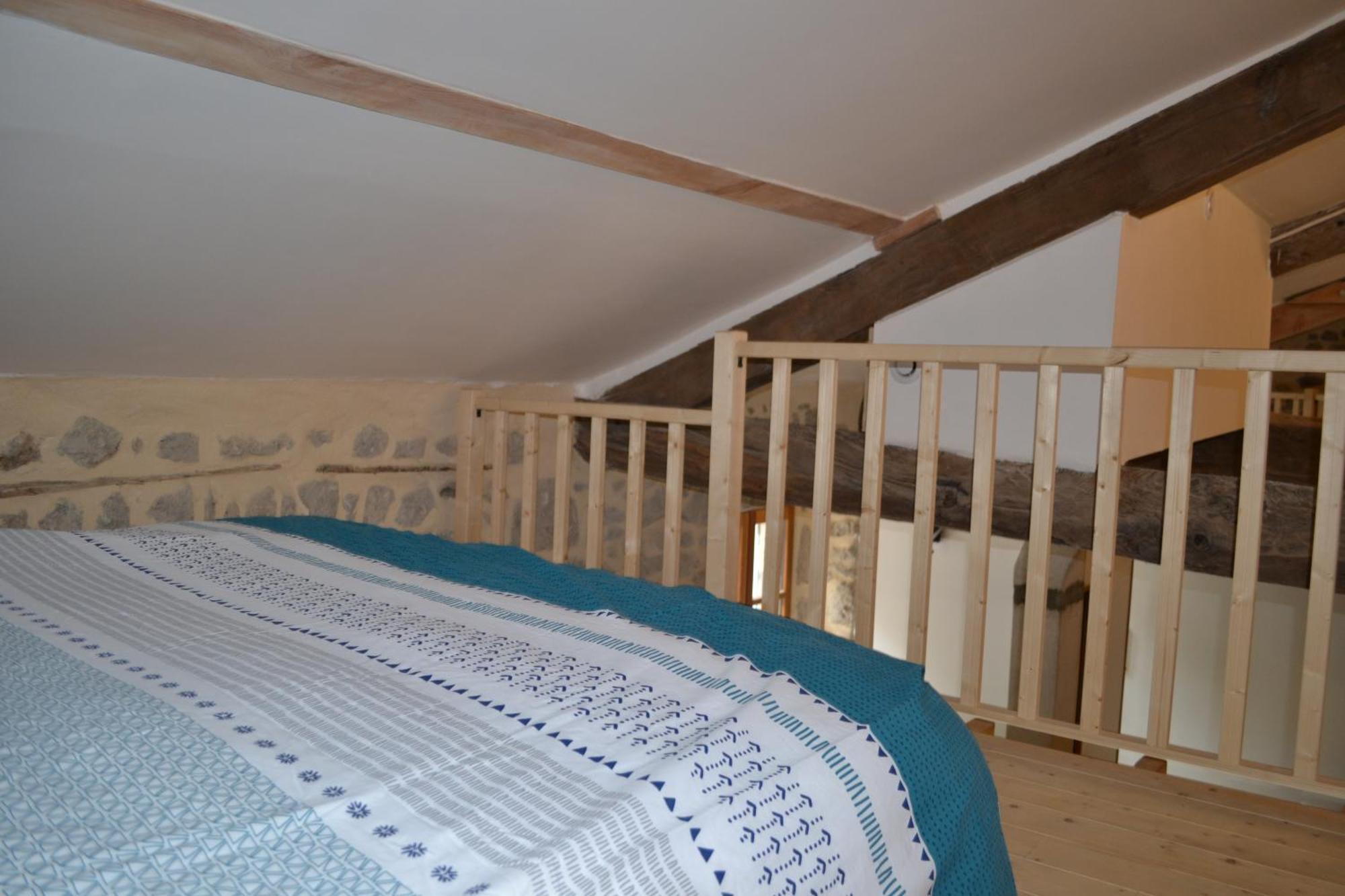Ferienwohnung L'Huile Et L'Eau Antraigues Exterior foto